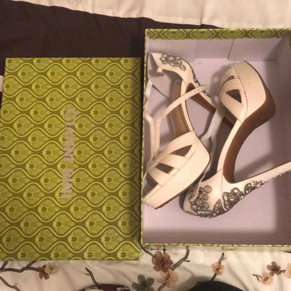 Gianni Bini heels